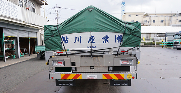 大型トラック